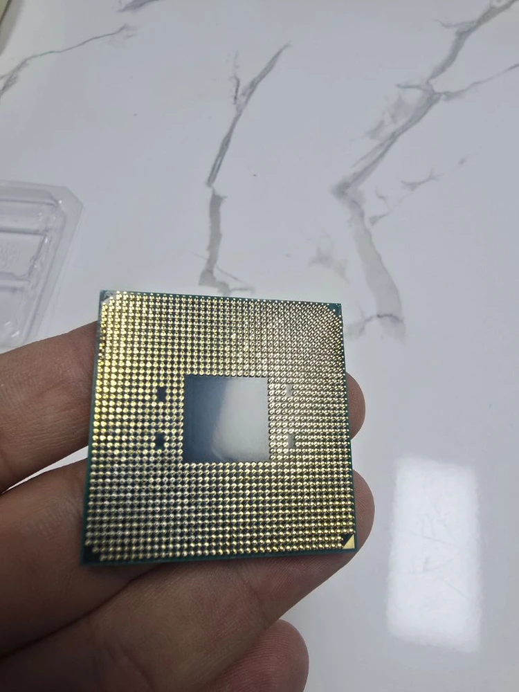 라이젠 7 1700 CPU 이미지