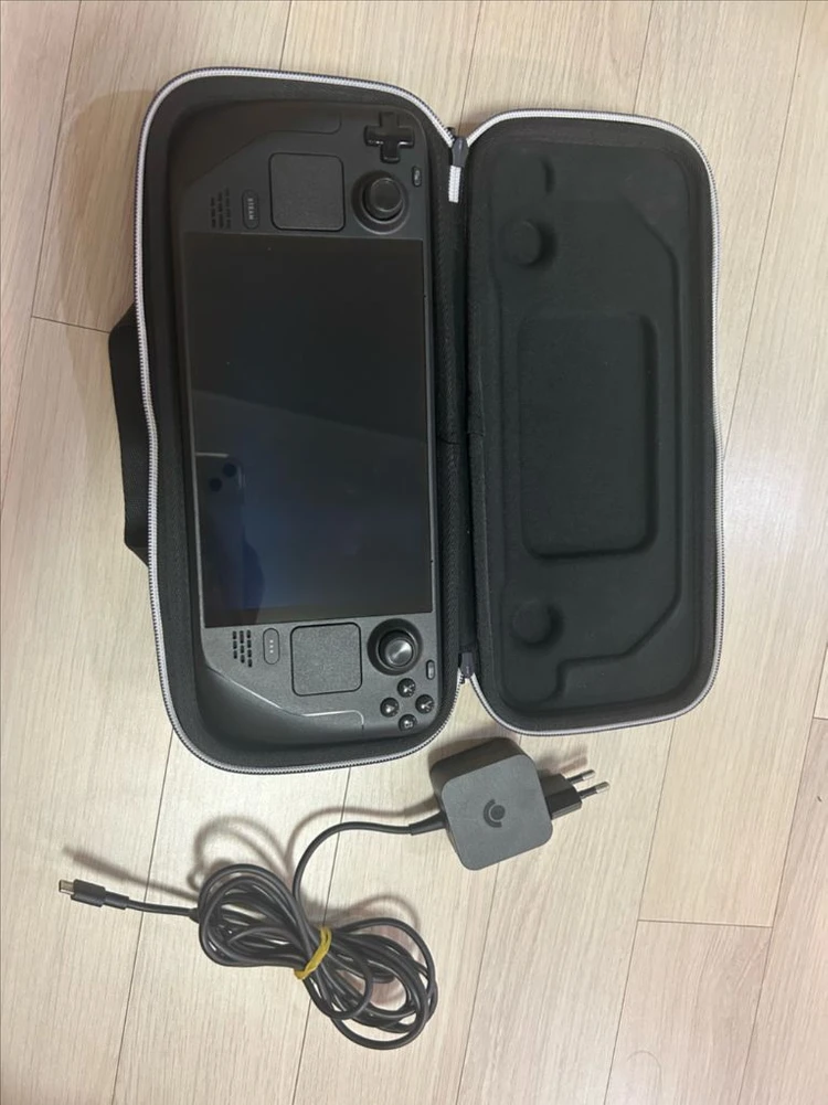 스팀덱 OLED 512GB 휴대용 게임기 배터리헬스 100 팔아요 이미지