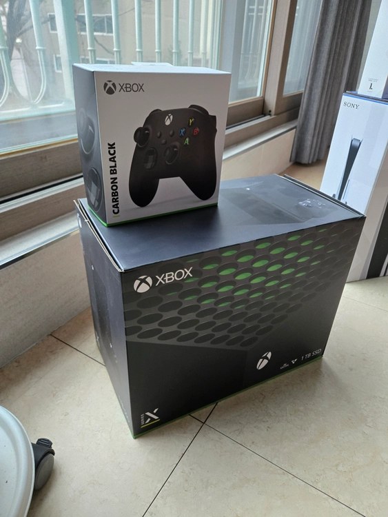 Xbox Series X 1TB 디스크 버전 풀박스 (정품 컨트롤러 2개 / 충전독 포함 / 저사용) - 안심되는 중고거래