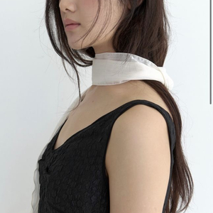 오브네어 Solace Scarf 스카프 새상품 48000원 이미지