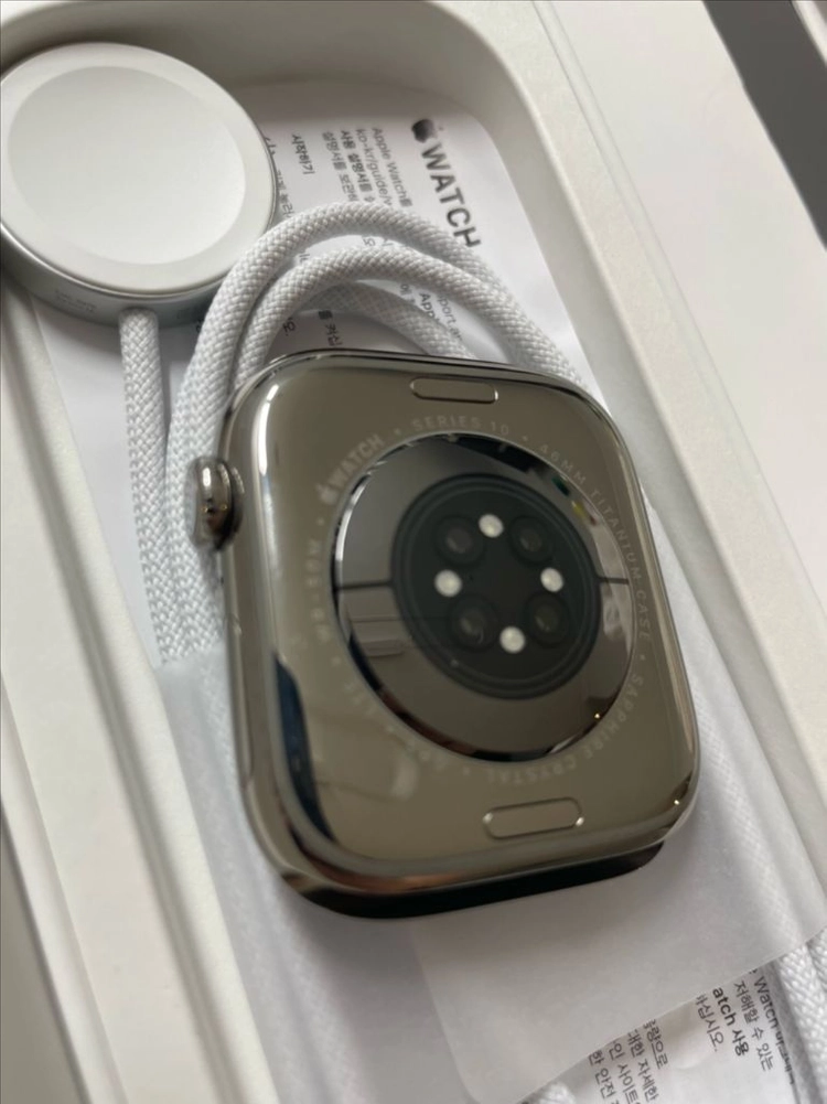 애플워치10티타늄 46mm 내추럴 SSS급 직거래할인 이미지