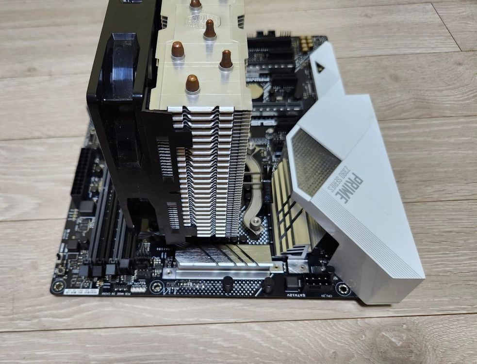 i9 9900KF + Z390 팔아요 이미지