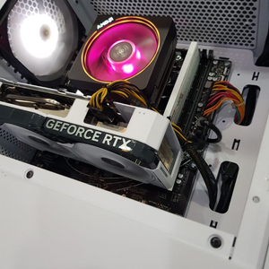 라이젠 7500F D5 16G RTX 4060 8G 그래픽 카드 이미지