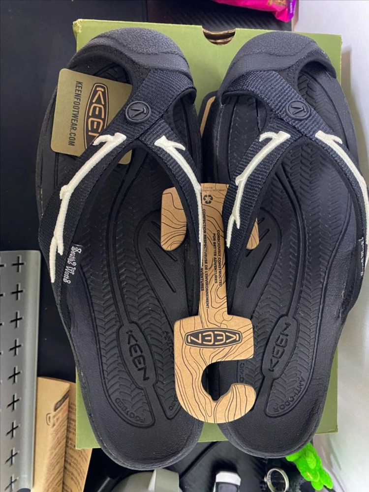 [KEEN] 킨 X S2W8 와이메아 블랙 260사이즈 이미지
