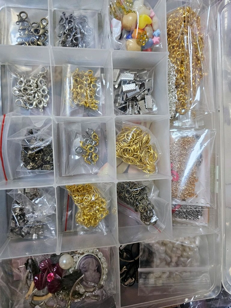 스트랩,팔찌,비즈,핸드폰줄,키링등 악세사리 만들기부자재 이미지