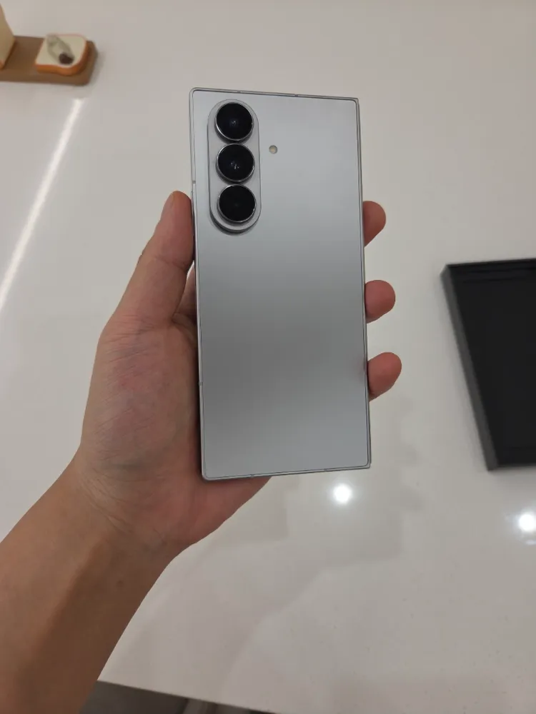 갤럭시 폴드 7 실버 512GB 풀박스 이미지
