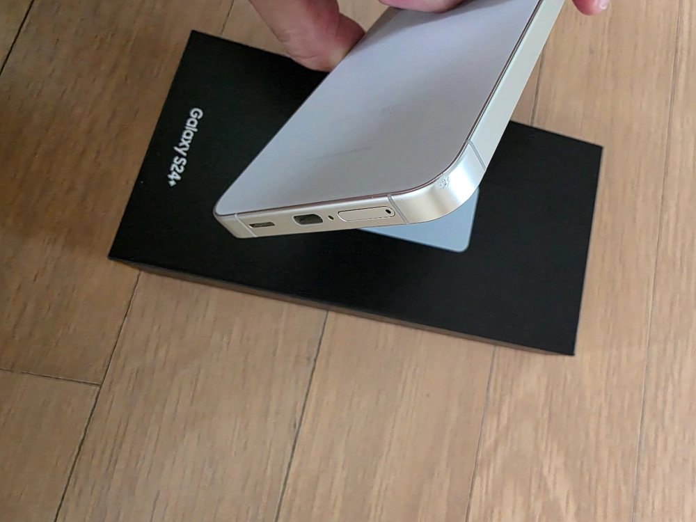 갤럭시 s24플러스 256GB 자급제 팝니다 이미지