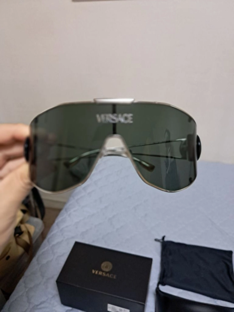 베르사체 선글라스 VE2268 이미지