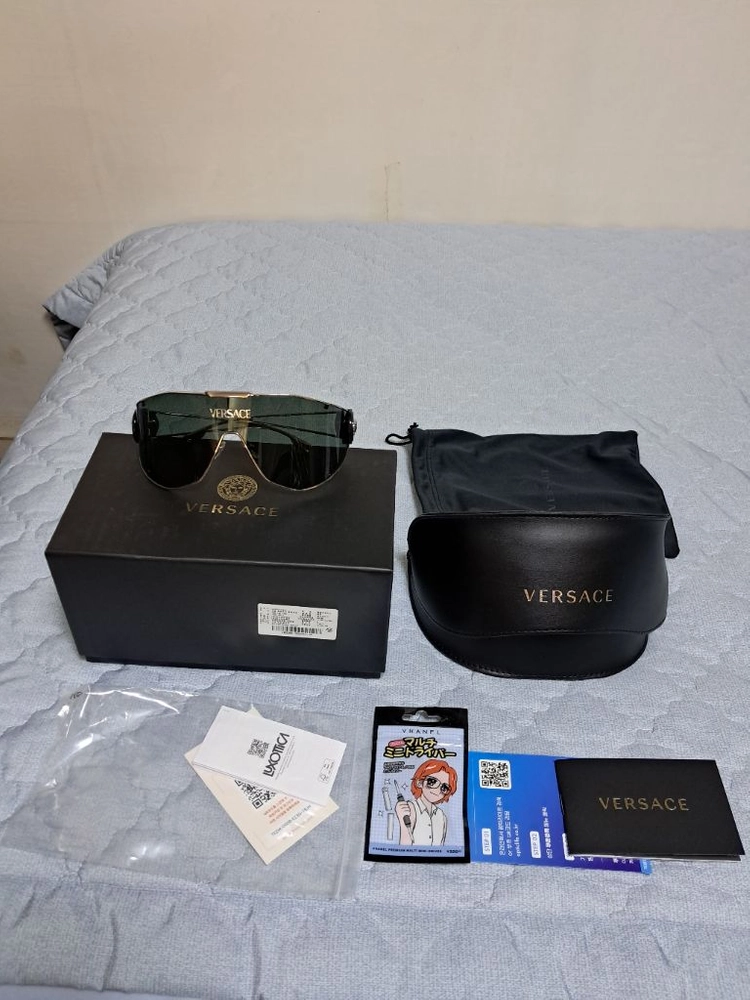 베르사체 선글라스 VE2268 이미지