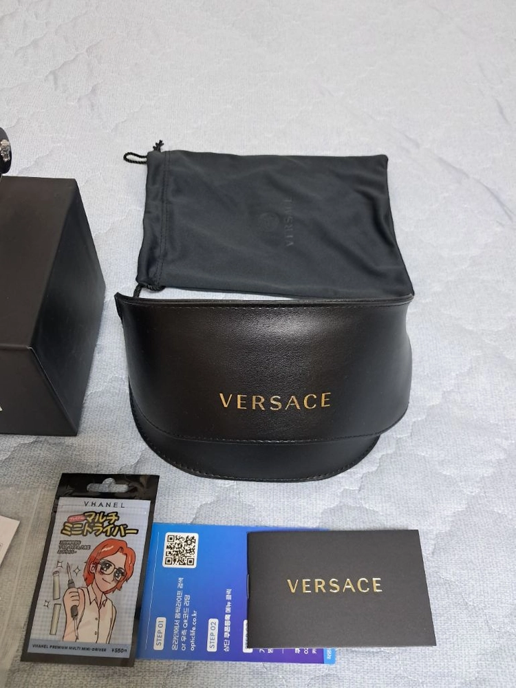 베르사체 선글라스 VE2268 이미지