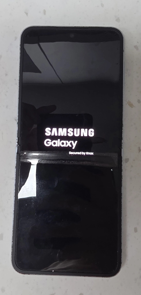 삼성전자 갤럭시 Z플립6 블루 256GB 이미지