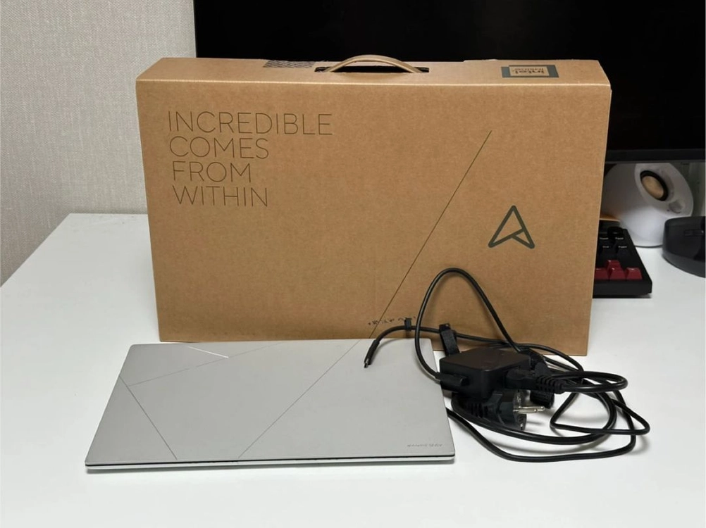 ASUS 젠북 S14 258V / 1TB - 안심되는 중고거래