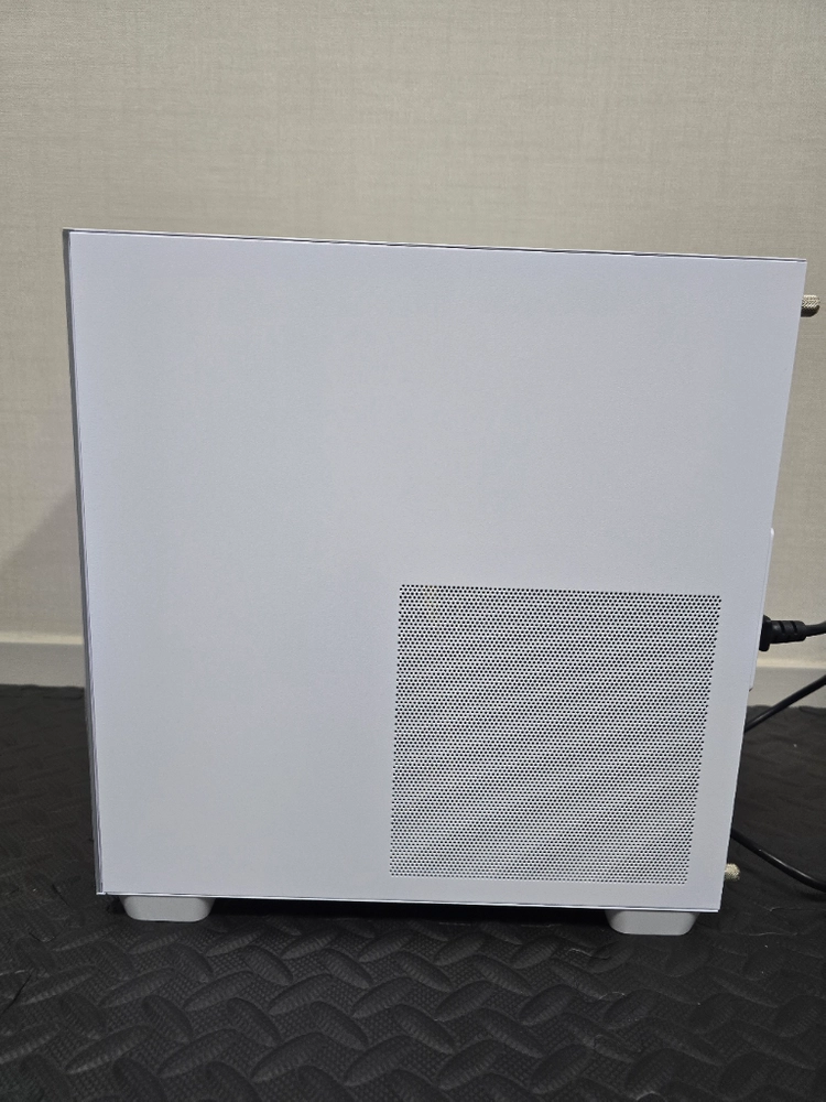 (안산/시흥) 인텔 i5-14400F, RTX 5060 게이밍 컴퓨터 본체 판매 합니다. 이미지