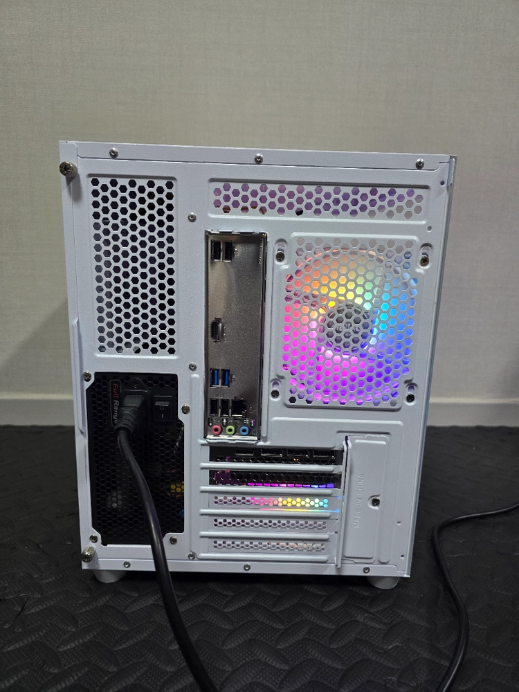 (안산/시흥) 인텔 i5-14400F, RTX 5060 게이밍 컴퓨터 본체 판매 합니다. 이미지