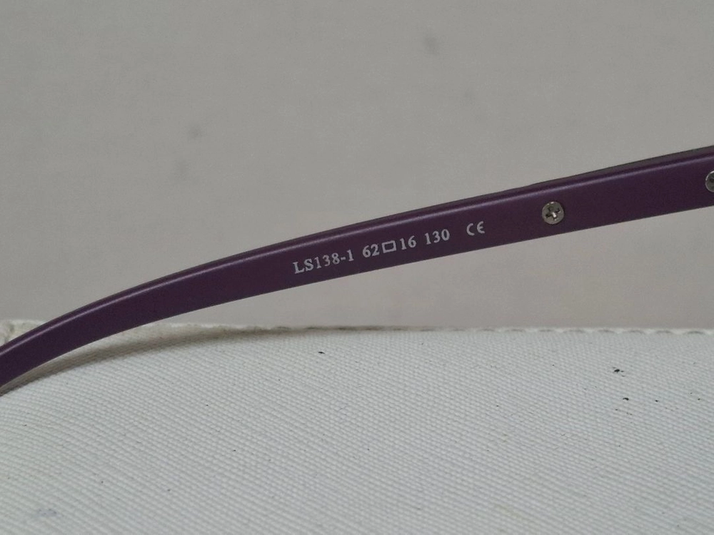 리바이스 선글라스 이미지