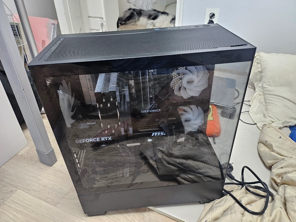 고사양 게이밍 데스크탑 컴퓨터 본체(RTX5070) - 안심되는 중고거래
