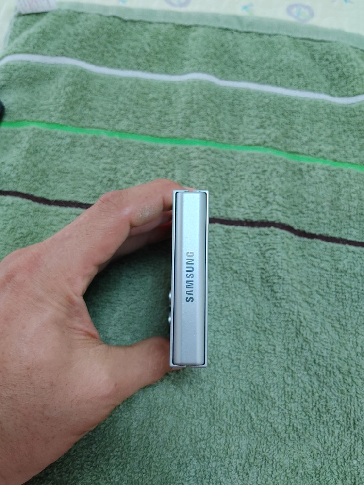 정상해지 S급 ㅡ 갤럭시 Z플립6 256GB 이미지