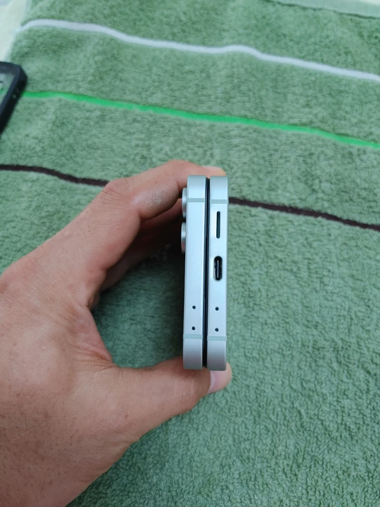 정상해지 S급 ㅡ 갤럭시 Z플립6 256GB 이미지
