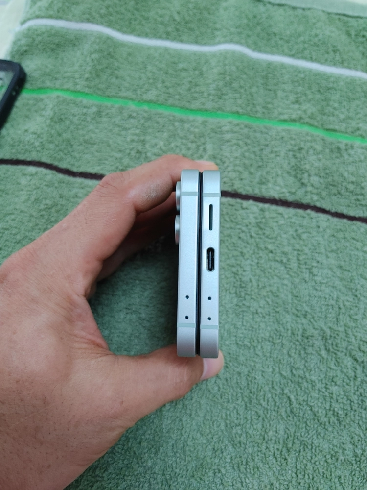 정상해지 S급 ㅡ 갤럭시 Z플립6 256GB 이미지