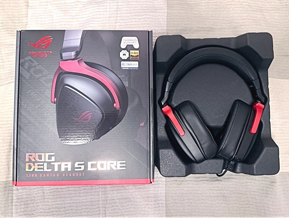 (단순개봉품) ASUS ROG 델타 S 코어 유선 게이밍 헤드셋 (3.5파이 케이블) 이미지