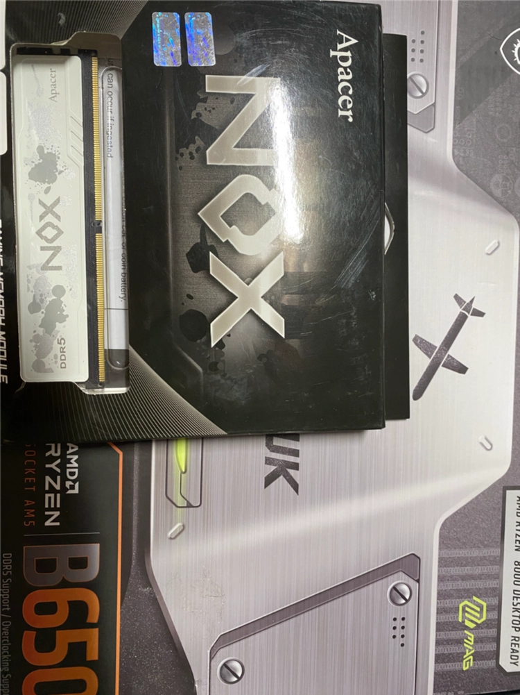 서린정품 Apacer DDR5-5200 CL40 NOX WHITE 패키지 (32GB(16Gx2)) DDR5 램 이미지