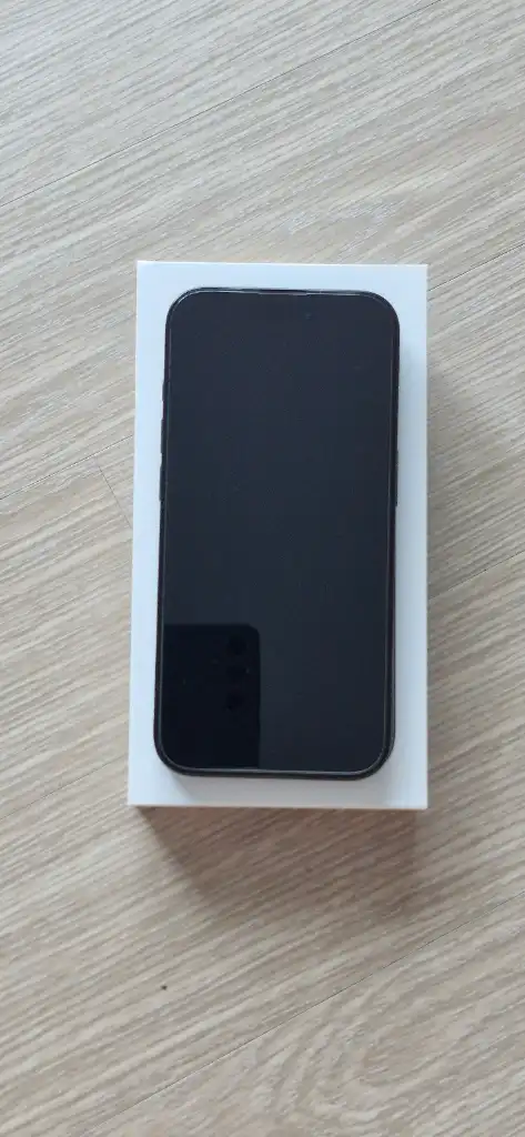 아이폰15PRo 256g 블랙티타늄 이미지