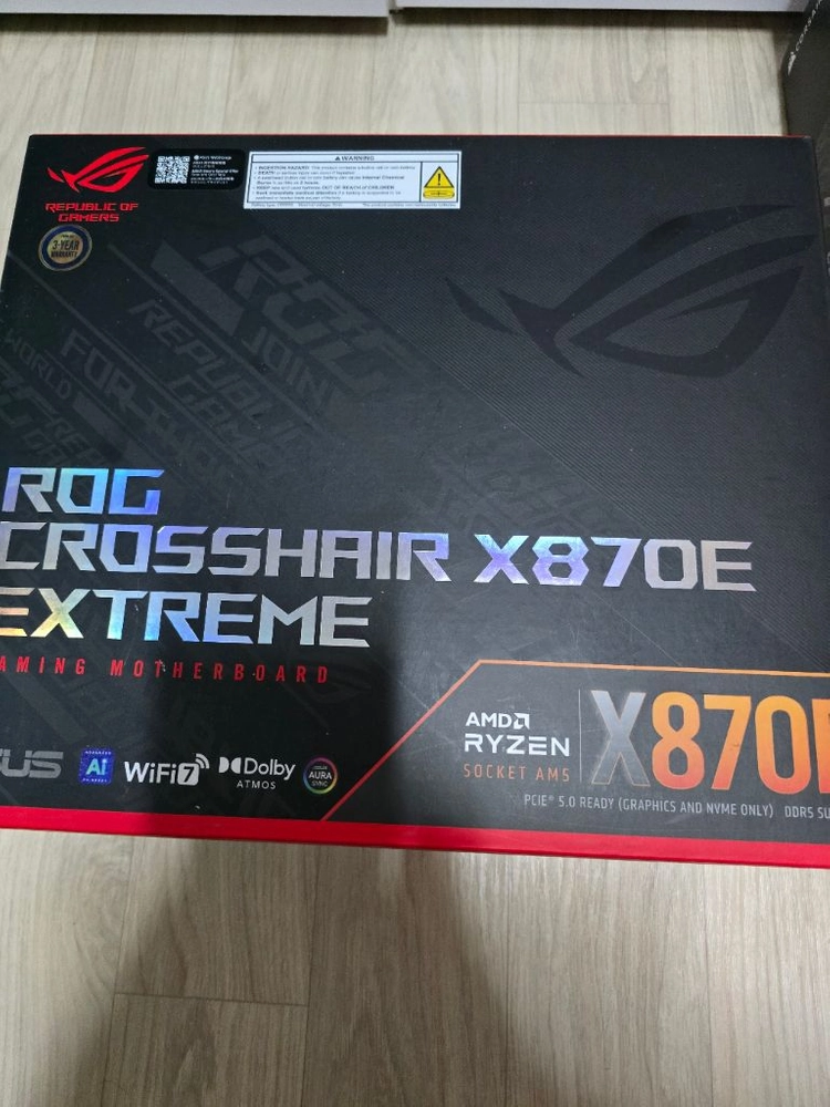 ASUS CROSSHAIR X870E EXTREME 익스트림 판매 또는 교환 이미지