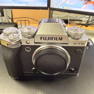 후지 X-T5 실버바디