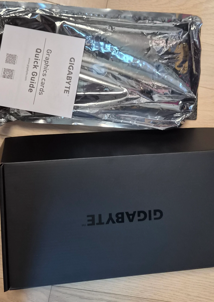 기가바이트 RX 9060XT 16기가 ( 경쟁 7700XT 9060 XT 5060 Ti 4060 ) - 안심되는 중고거래