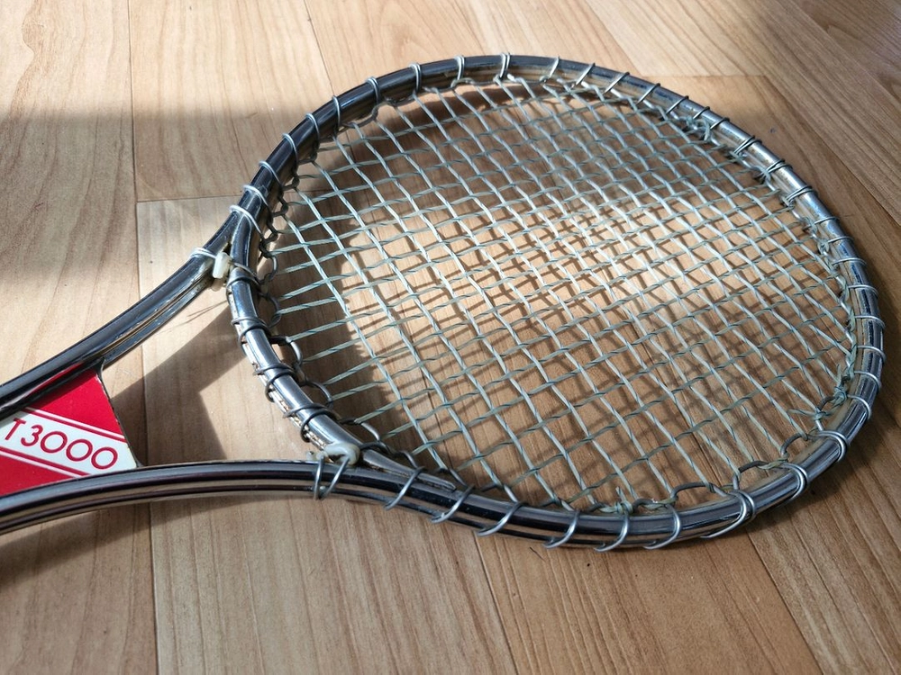 WILSON 윌슨 T3000 빈티지 테니스 금속 라켓 + 가방 이미지