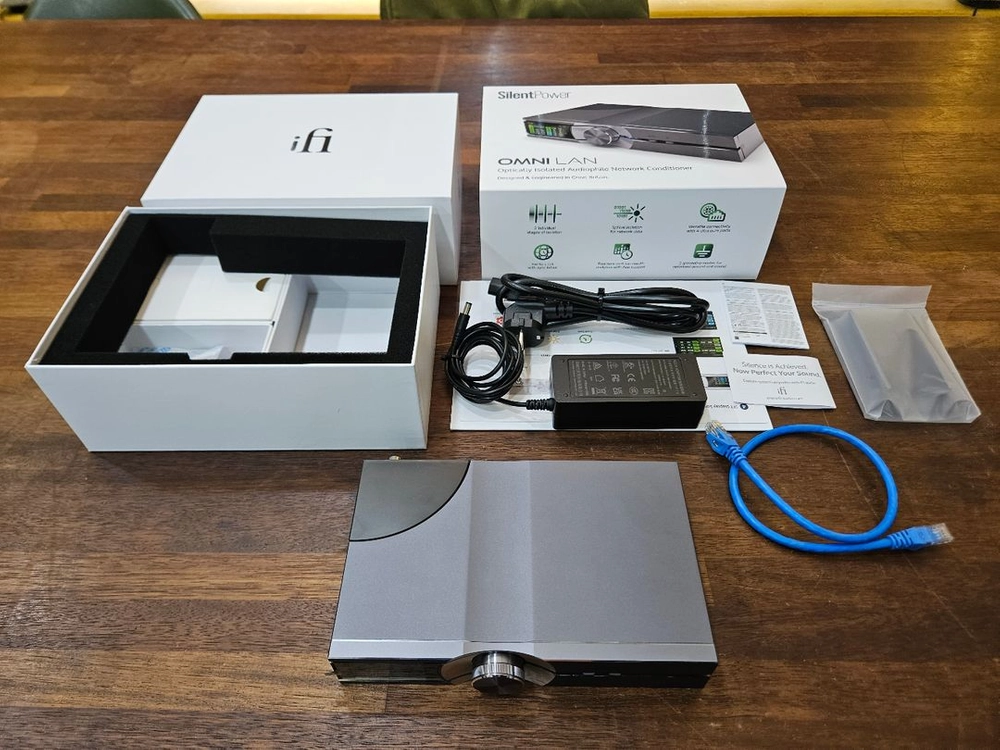 iFi SilentPower OMNI LAN 오디오 허브 이미지
