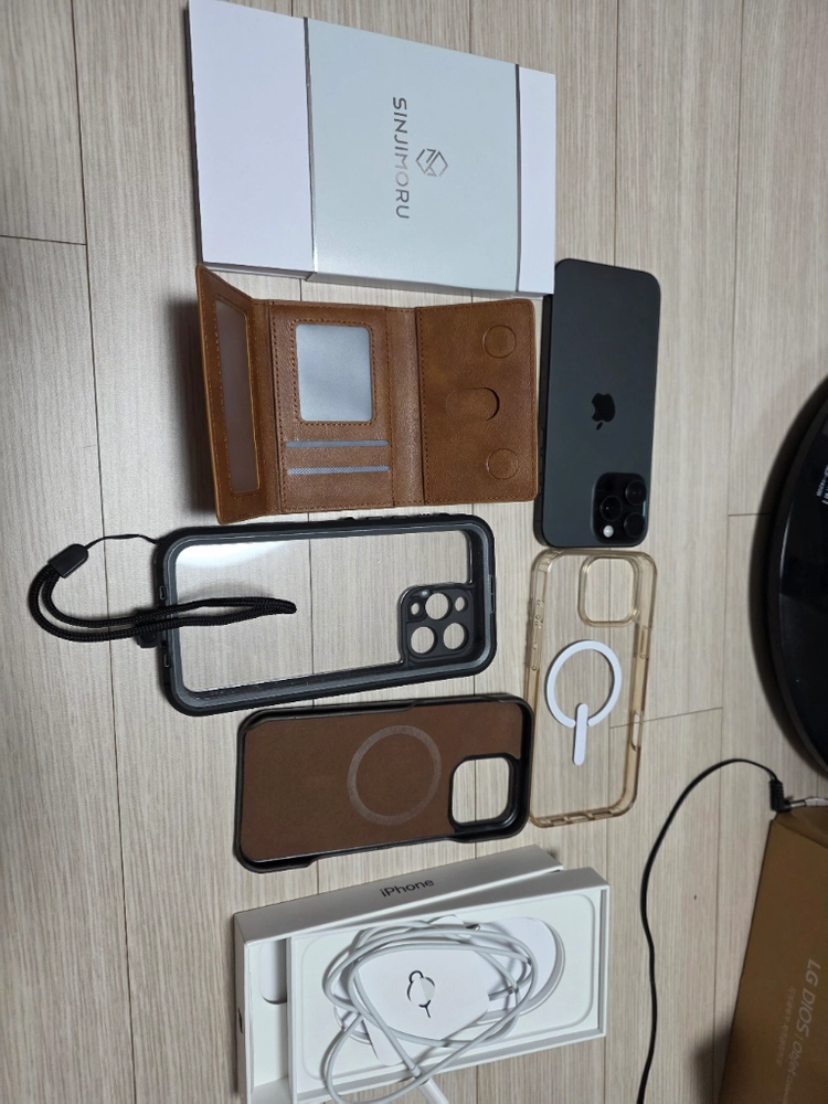 아이폰 16 Pro Max 256GB 블랙 티타늄 풀박스 이미지