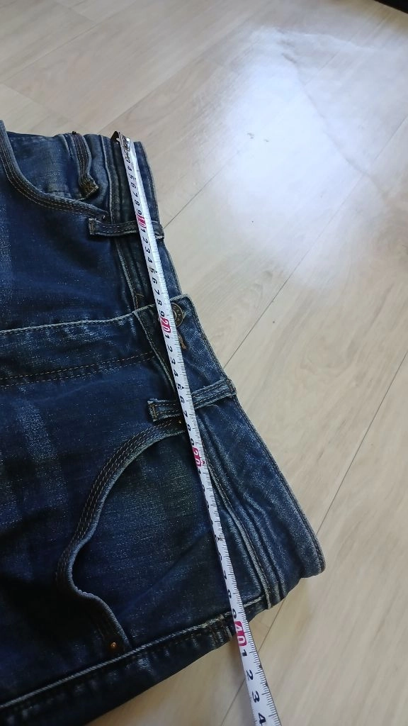 남성의류 카레라 청바지 남녀공용 이미지