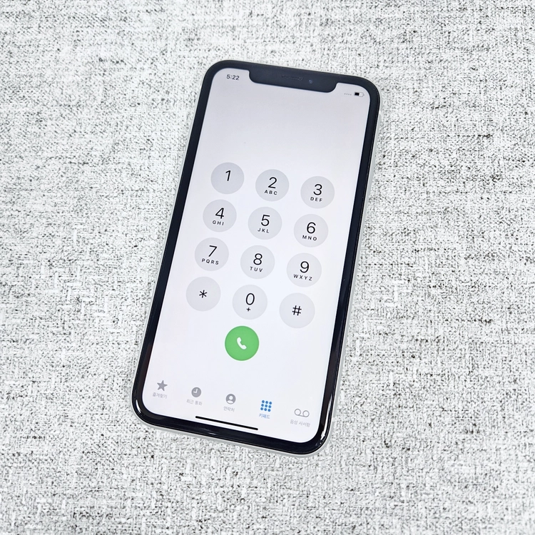 아이폰 XR 화이트 64기가 초 SSS급 이미지