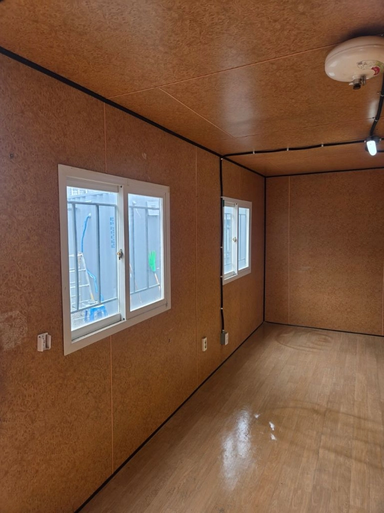 3x6. 깨끗한 돌출안전전기 컨테이너 010~2856~2903 이미지