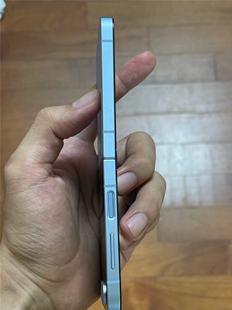 갤럭시 Z 플립 6 가성비 256기가 이미지