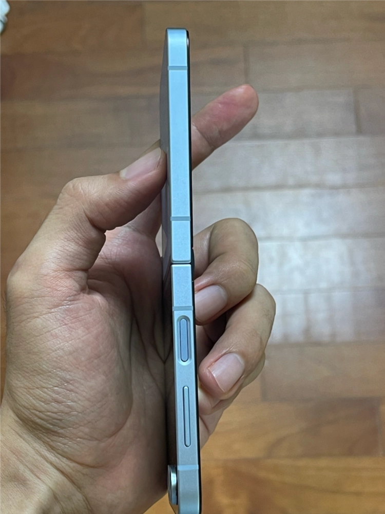 갤럭시 Z 플립 6 가성비 256기가 이미지