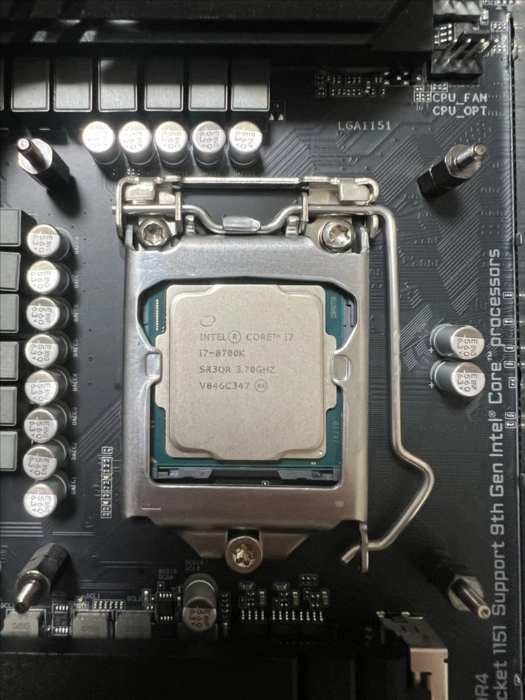 i7 8700K+Z390 AORUS ELITE+램16 이미지