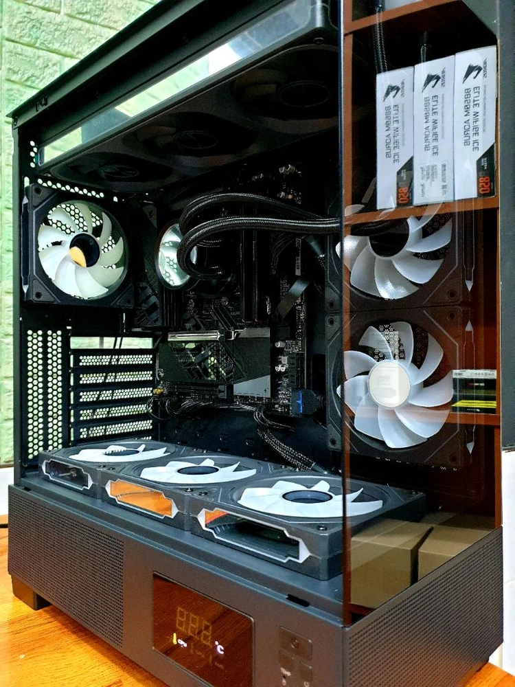 반본체 ) 9800X3D 미사용 게이밍 컴퓨터 pc 이미지