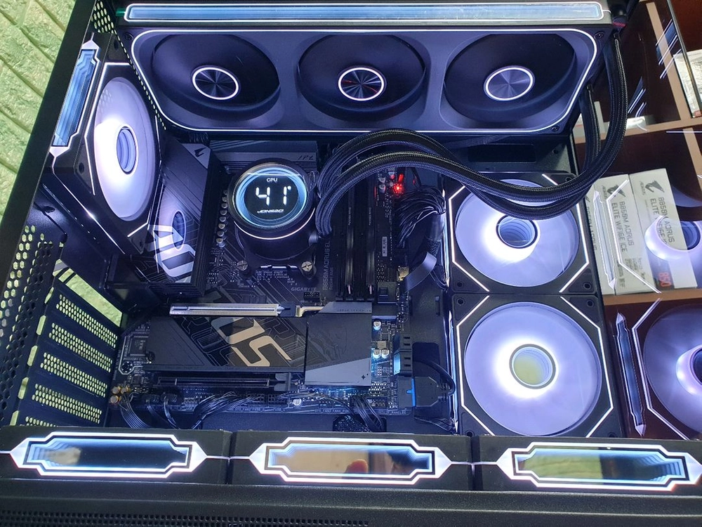 반본체 ) 9800X3D 미사용 게이밍 컴퓨터 pc 이미지
