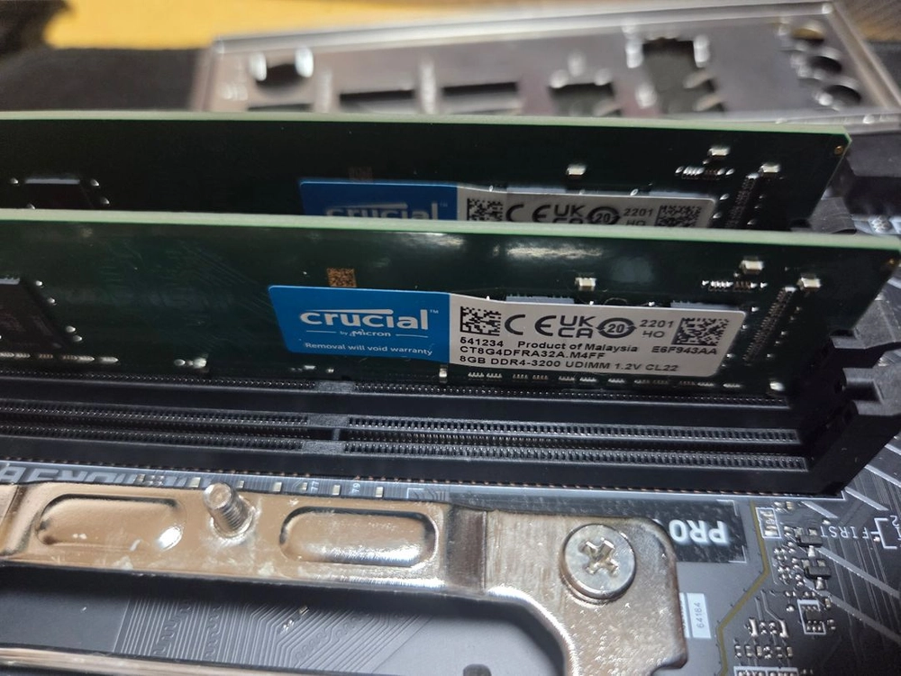 i5 12400F +MSI PRO B760M-A(ddr4) + ddr4 3200 8x2+ 쿨러 이미지