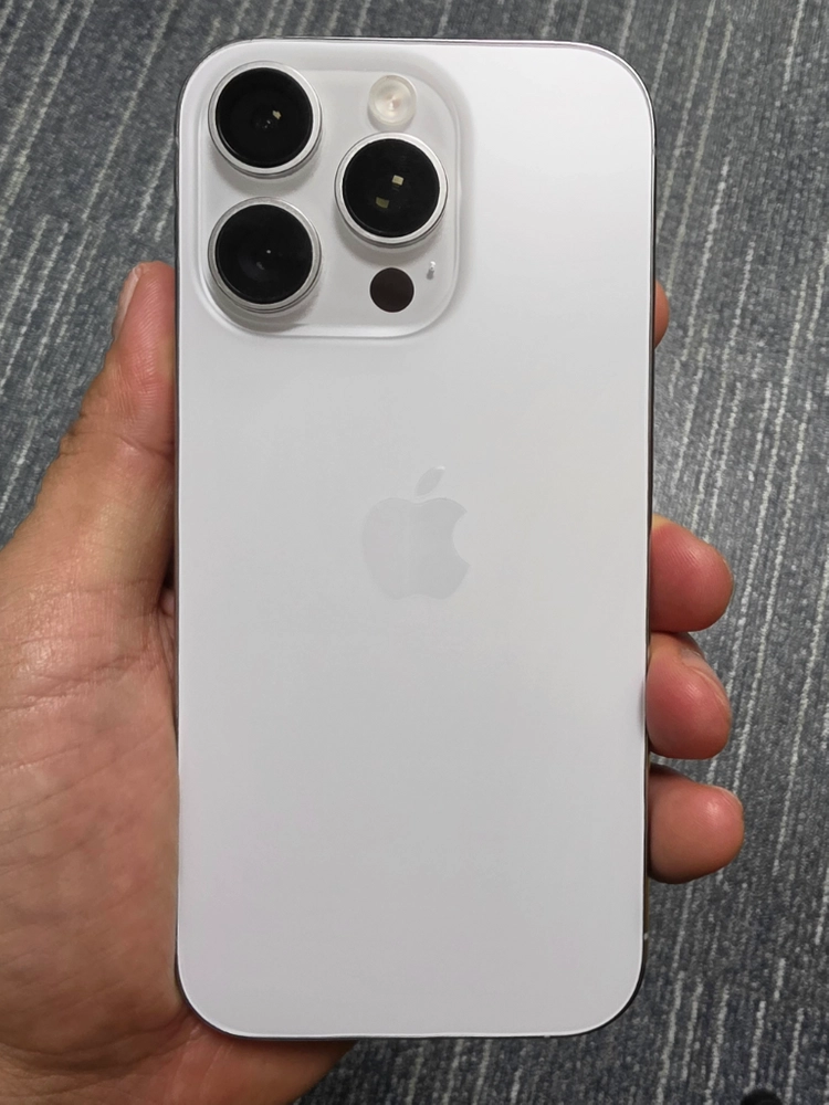 아이폰 16 프로 256GB 화이트 S급 이미지