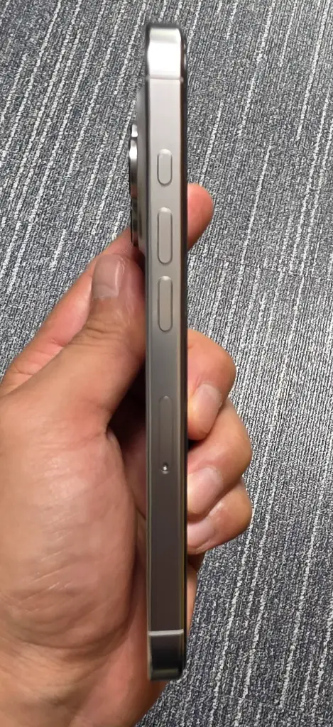 아이폰 16 프로 256GB 화이트 S급 이미지