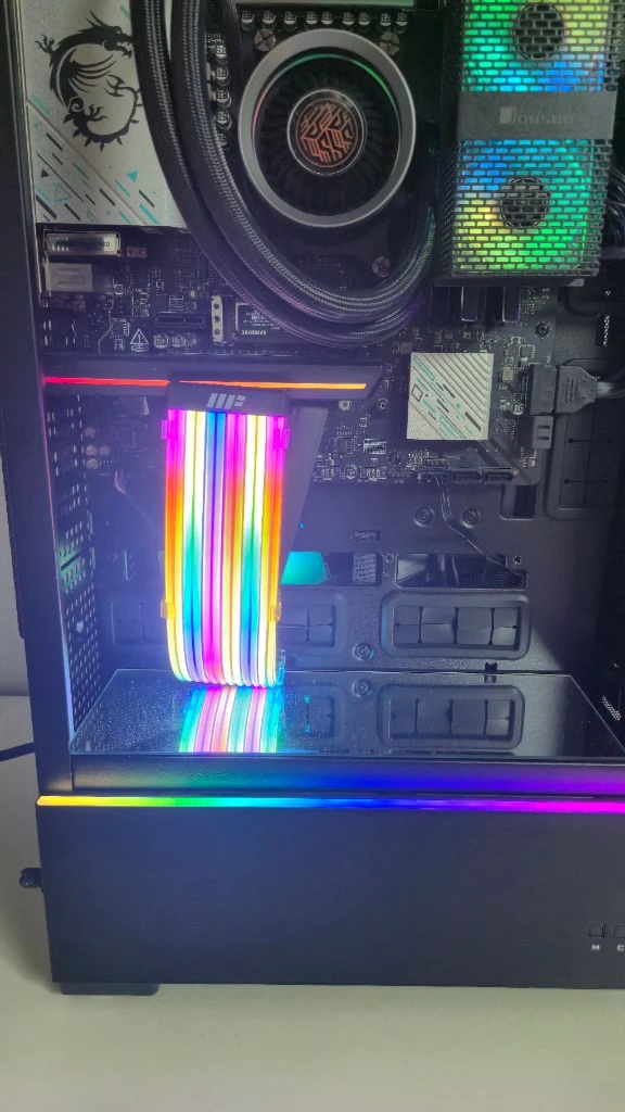 (중고) 9700x 7900xtx 램 32GB 게이밍 컴퓨터 이미지