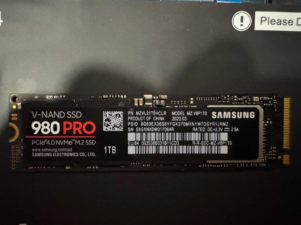 삼성 980 PRO NVMe M.2 SSD 1TB 이미지