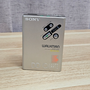 SONY WM-DD3 카세트 워크맨 이미지