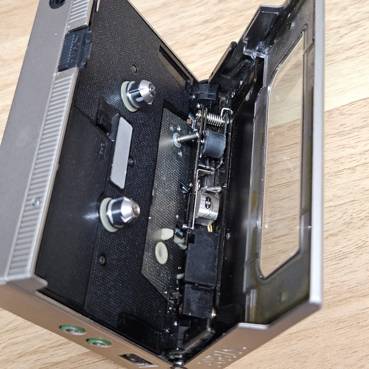 SONY WM-DD3 카세트 워크맨 이미지