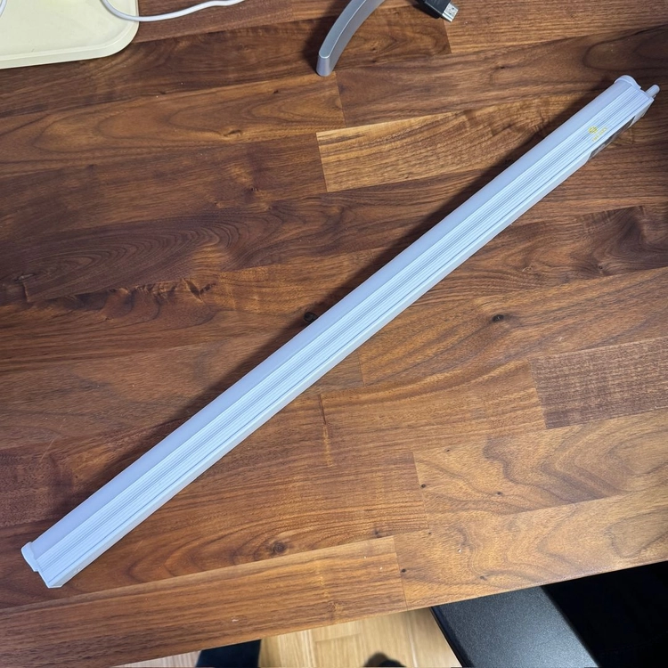 T5 LED 조명 600 9W 전구색 우물천장 간접조명 무드등 팝니다. 이미지