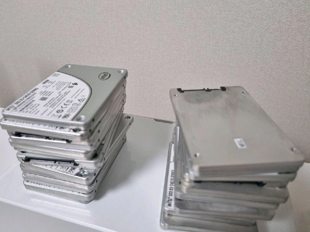 인텔 SSD D3-S4510 Series 480GB 이미지