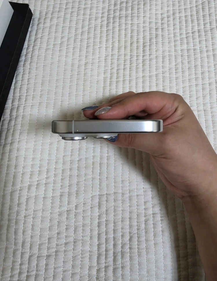 아이폰 16프로 256GB 화이트 티타늄 풀박스 이미지